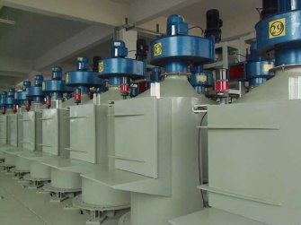 東營(yíng)信義集團來(lái)我司考察自動(dòng)配料系統